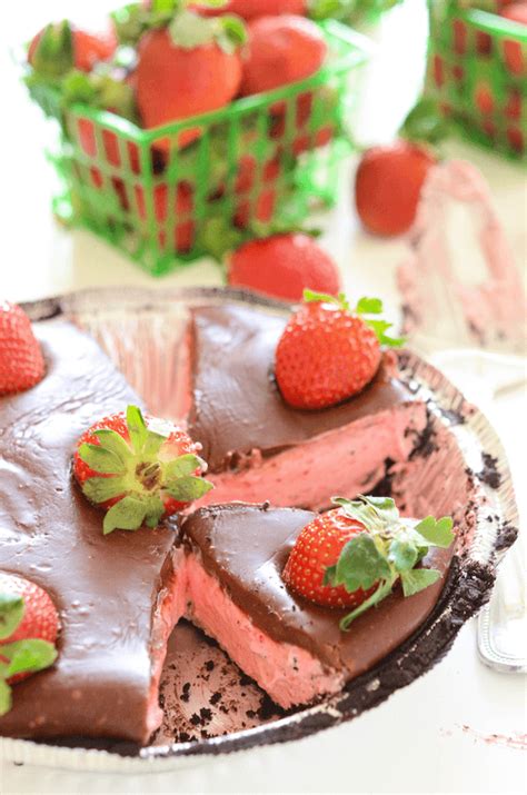 No Bake Chocolate Covered Strawberry Pie The Novice Chef