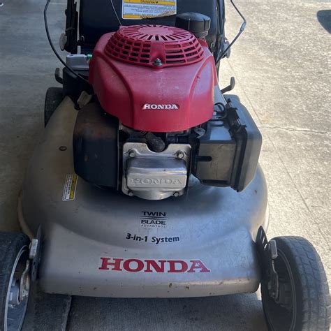 Honda Twin Blade Advantage Lawnmower For Sale In Everett Wa Offerup