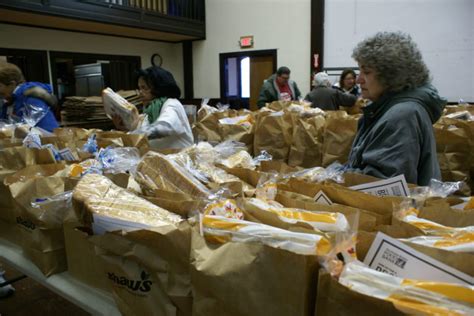 Brown Bag Program The Greater Boston Food Bank