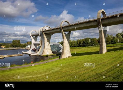 The Falkirk Wheel Stirling Scotland Stock Photo Alamy