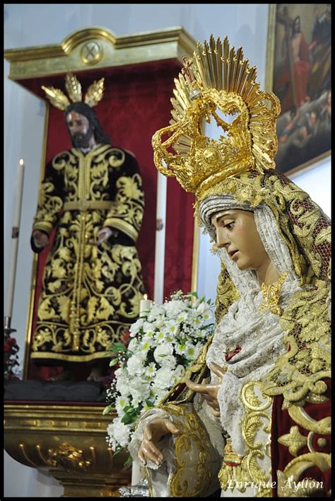 Regla Coronada Besamanos Desde La Giralda