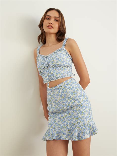 Set Floral Print Crop Cami Top And Ruffle Mini Skirt Blue Pomelo