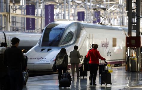 Renfe es la empresa más responsable en el transporte de viajeros según