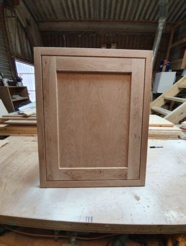 Handmade Bespoke Shaker Style In Frame Solid Oak Kitchen Cupboard Door