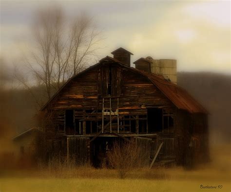 Old Barn Country Barns Old Barns Country Living Country Roads Farm