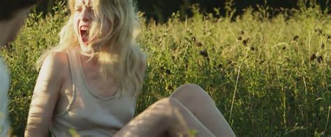 Nude Video Celebs Julia Zange Nude Mein Bruder Heisst Robert Und Ist Ein Idiot