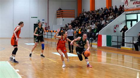 Il Derby di Marca è intenso e combattuto lo vince Treviso sulla sirena