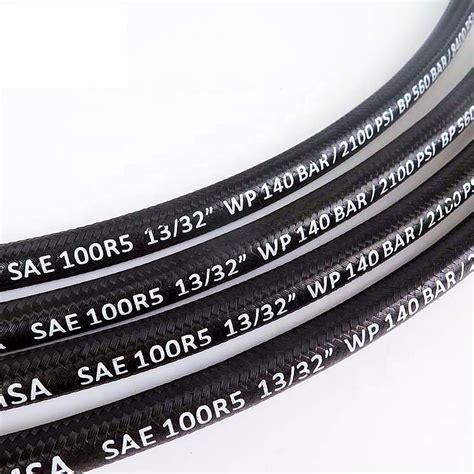 Iso Certificated Sae R Hydraulic Rubber Hose Textile Covered One