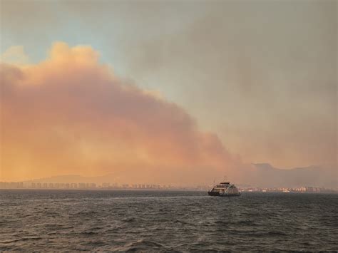 Una ola de incendios en Turquía deja 21 heridos y más de 3 500