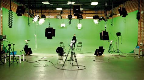 Ciclorama Verde Studio Lighting Setups Photo Studio Design Studio