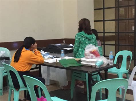 supporters candidates await proclamation  winners  cebu citys