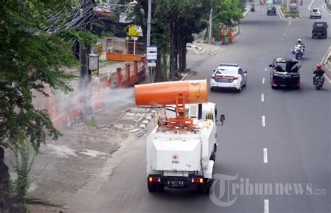 Pmi Kerahkan Armada Gunner Spray Cegah Covid Foto