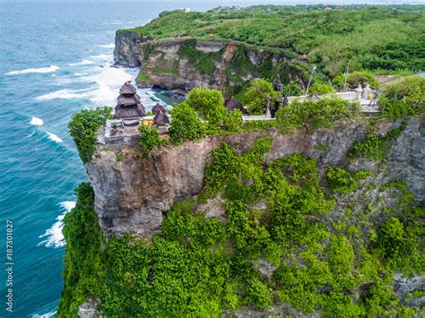 Foto De Uluwatu Temple Pura Luhur Uluwatu Bali Do Stock Adobe Stock