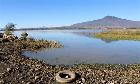 “la Erosión Generada Por La Deforestación Y El Huachicoleo De Agua Son