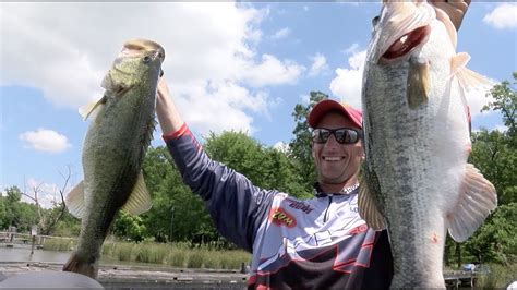 Bassmaster Brandon Cobb S Incredible Day On Lake Fork Angler HQ