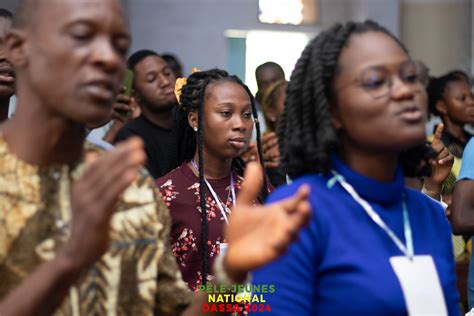 MG 6216 MESSE DE CLÔTURE DU PÉLÉ JEUNES 2024 À DASSA Aumônerie de