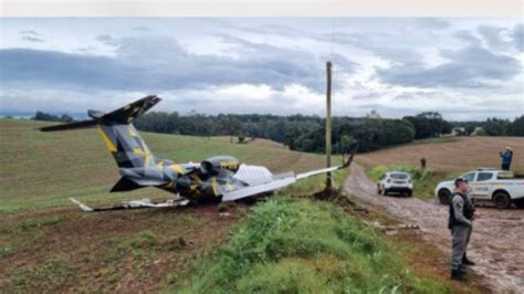 VÍDEO câmeras flagram momento que avião que saiu de Chapecó sofre