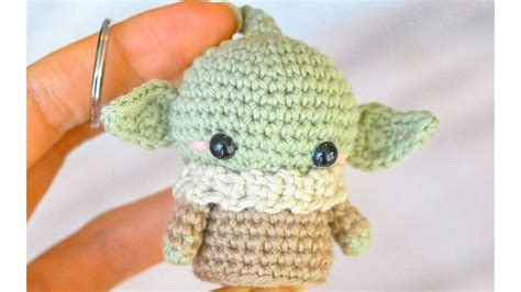 PDF Crochê Yoda Chaveiro de Bebê Receita de Amigurumi Grátis 500 PDF