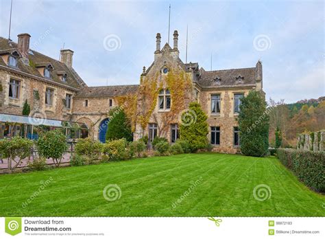 Abbaye des Vaux de Cernay stock image. Image of garden - 98872183