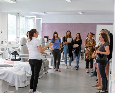 Schnupper Und Infotag An Der FACE BODY Academy