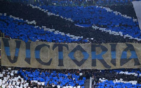 Inter Milan Le Coreografie Più Belle Del Derby A San Siro Sky Sport