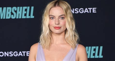 Margot Robbie Thought She Died After One Of Her First Award Shows