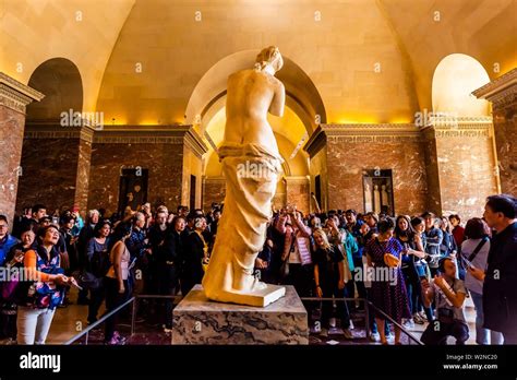 La estatua de la Venus de Milo Afrodita antigüedades griegas y