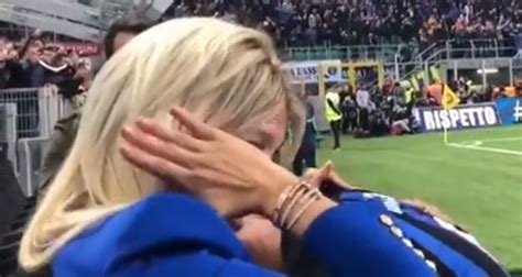 Inter Milan Il Gesto Romantico Di Icardi Dopo Il Gol Decisivo Fa