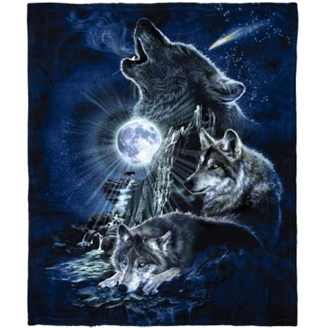 Dawhud Direct X Wolves Howling At The Moon Fleece Blanket X