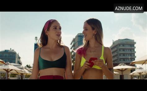 Maria Luisa De Crescenzo Ludovica Martino Bikini Scene In Under The