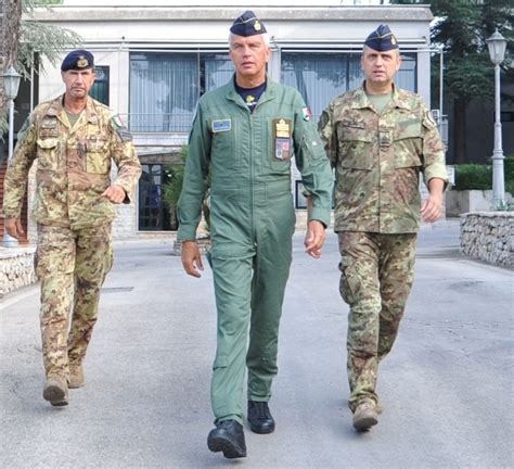 Il Sottocapo Di Stato Maggiore Dell Aeronautica Militare In Visita Al