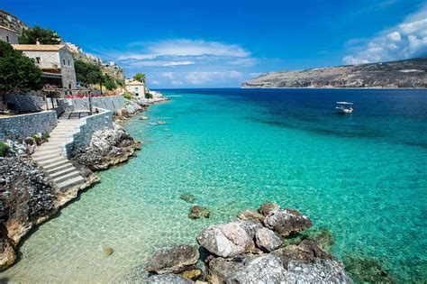 Emelia History Travel | Greek Culture Experience