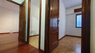 Piso en venta en Calle de Embajadores en Embajadores Lavapiés por 433 000