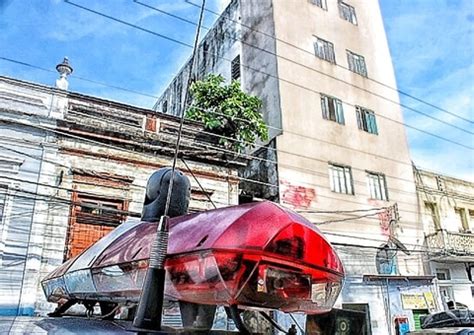 Homem é achado degolado no terraço de prédio em Manaus