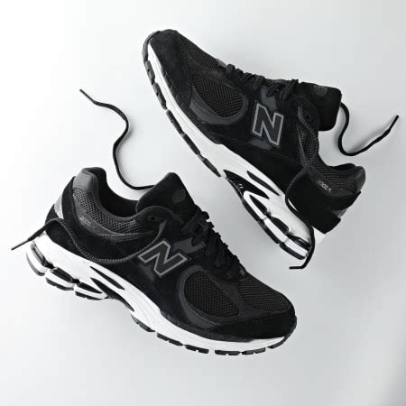 New Balance - Sneakers 2002R Black Phantom Gunmetal - Ryses