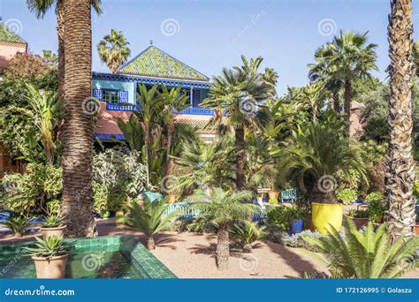 Sch Ner Majorelle Garten Von Yves Saint Laurent In Marrakesch Marokko