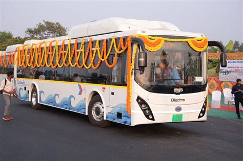 Olectra Delivers Electric Buses In Goa Motorindia