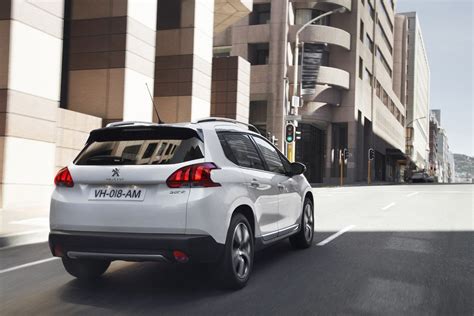 Peugeot 2008 Hybrid Air cómo funciona el coche híbrido de gasolina y