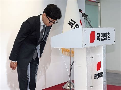 與 참패 “누가 했어도 이 정도는” 한동훈 효과 ‘제로 원톱고수 ‘원톱 책임론