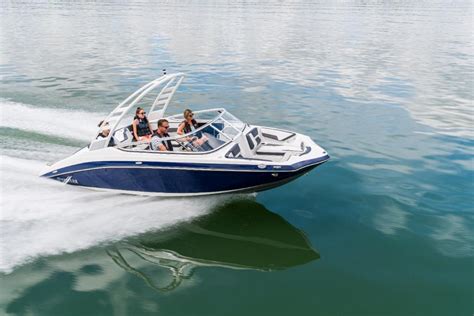 Yamaha Outboards S Contact Your Local Marinemax Store About