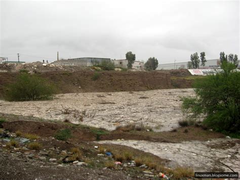 La llegada el agua al lecho seco del río Nazas en el 2008