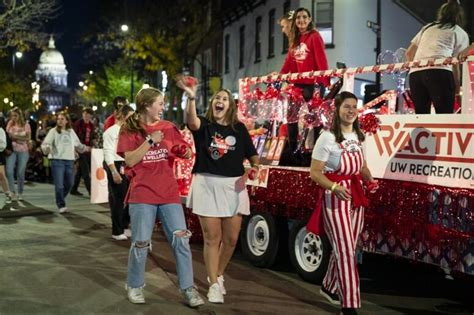 Homecoming Parade: smiles, sparkle and silliness