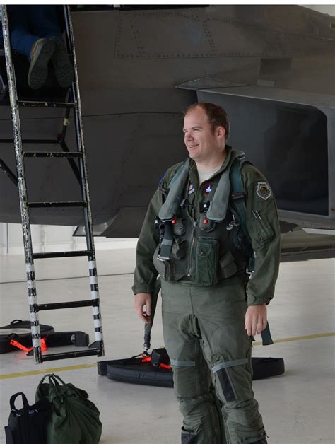 Alaska Pilot Reaches F Flight Hours Joint Base Elmendorf