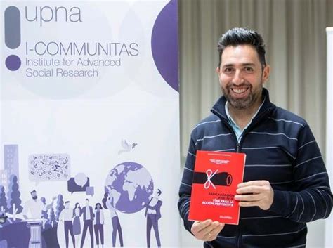 Sergio Garc A Magari O Investigador De La Upna Coeditor De Un Libro