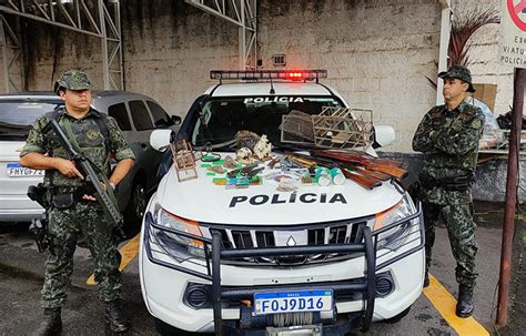 Pol Cia Ambiental Apreende Armas De Fogo Muni Es Cr Nios De Animais