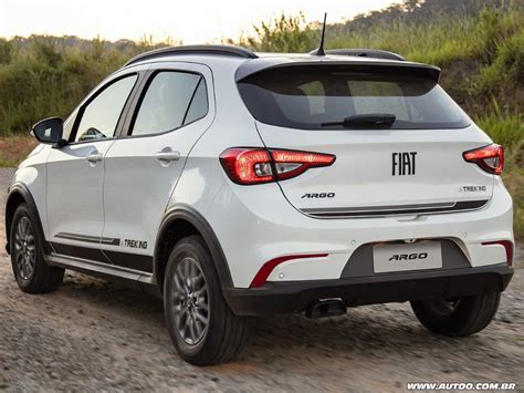 Galeria De Fotos Fiat Argo Trekking Estreia Motor E C Mbio