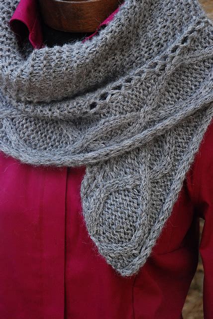 Ravelry Snowden Shawl Pattern By Meridith Shepherd