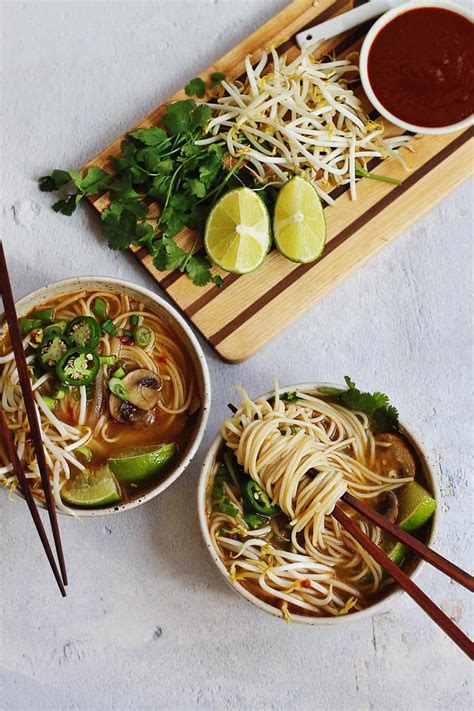 30-minute quick and easy vegan pho recipe - Rhubarbarians