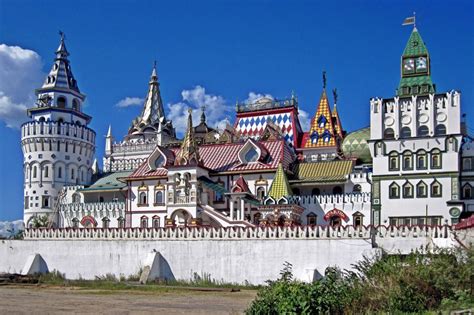 Кто основал и построил Измайловский Кремль и чем интересна история ...