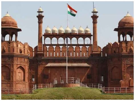 Independence Day 2023 Why Flag Is Hosted In Red Fort On Independence